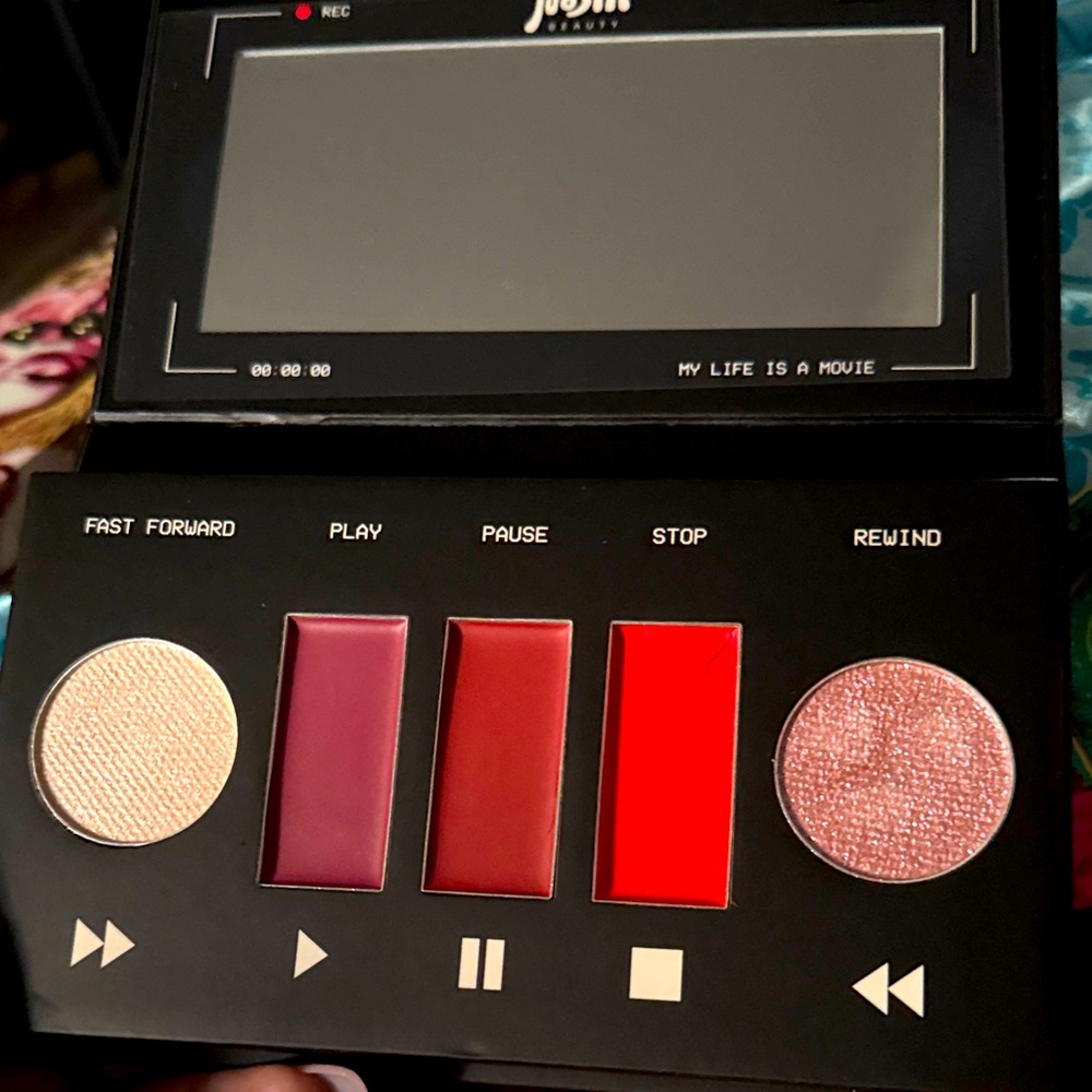 Jouer Cinematic Eyeshadow Palette with Cream and Red Shades